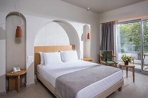 South Coast Hotel