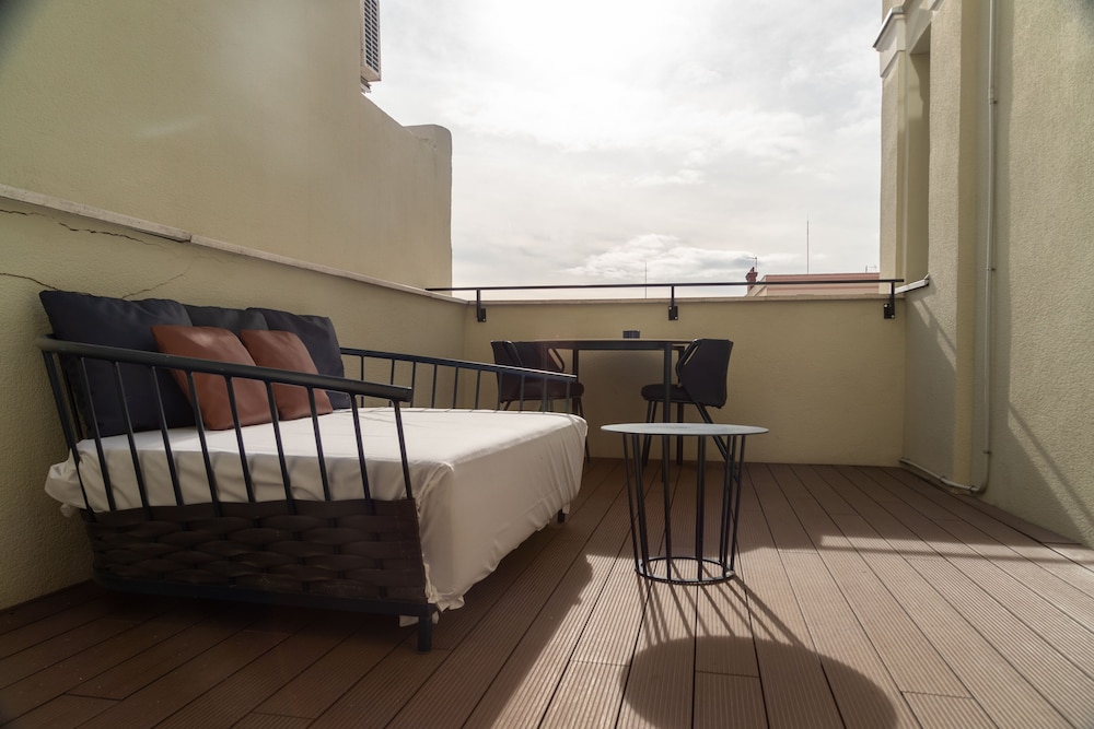 SmartRental Collection Gran Via Centric