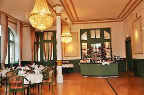 Gala Hotel