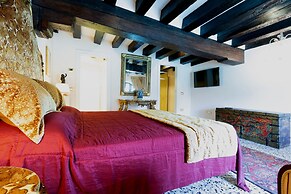 Granda Sweet Suites