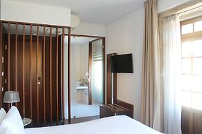 Oca Ribeira do Porto Hotel