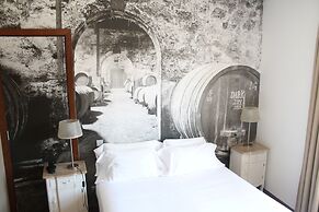 Oca Ribeira do Porto Hotel