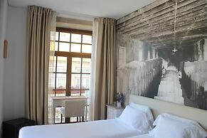 Oca Ribeira do Porto Hotel