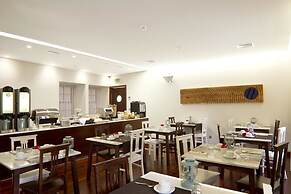 Oca Ribeira do Porto Hotel