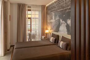 Oca Ribeira do Porto Hotel