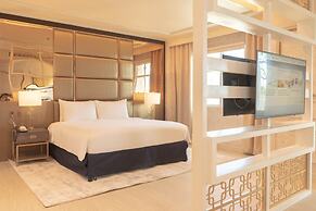 The Monarch Hotel