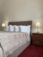 Korona Hotel