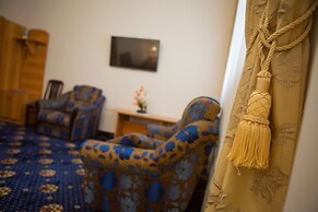 Korona Hotel