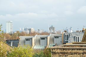 Immaculate Designer Home in Wandsworth