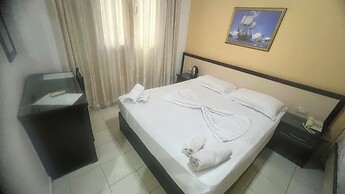 Sunrise Hotel Çameria