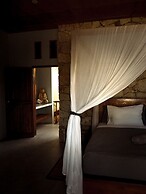 Manduna Resort