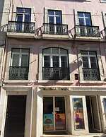 Happy @ Chiado
