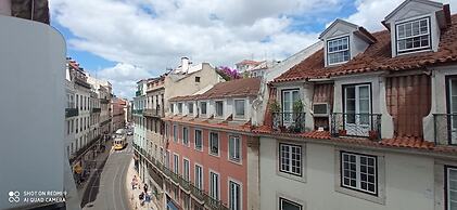 Happy @ Chiado