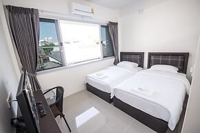 Nina Guesthouse