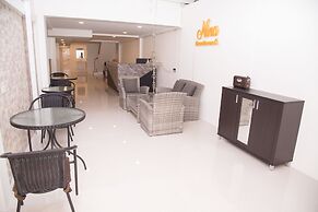 Nina Guesthouse