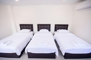 Nina Guesthouse