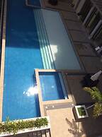 The Persimmon Cebu by Sleepingpong