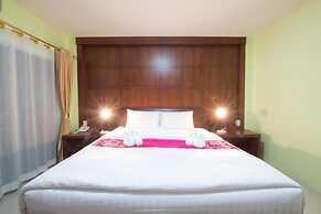 Bees Smile Hotel