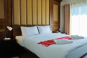Bees Smile Hotel