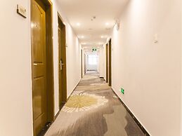J Tour Inn
