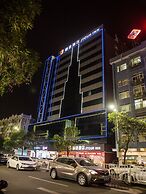 J Tour Inn