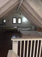 Shlomo Cabins Boutique