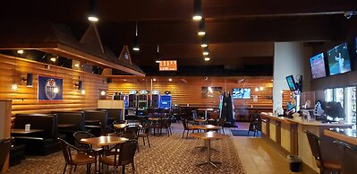 Super 8 by Wyndham Spruce Grove