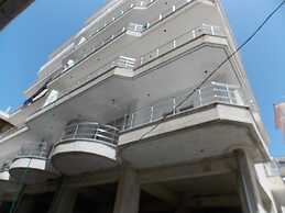 Zeta's Apartments