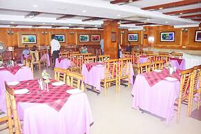 Hotel Arya Palace