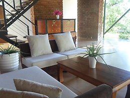 Sennya Resorts