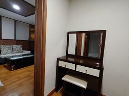 Hotel B