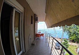 Eleni Kandilari Rooms