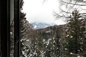 White Tree Lodge