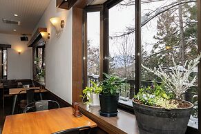 White Tree Lodge