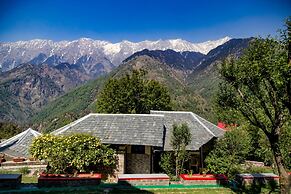 Udechee Huts Hotel