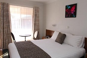 Crossroads Motel