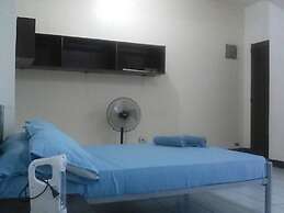 JS3 Studio Apartments - Adults Only