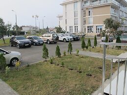 Apartment on Bulvar Nadezhd Apt 118