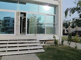 Apartment on Bulvar Nadezhd Apt 118