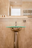 The Residence by Beach House Marbella