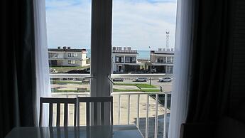 Apartment on Bulvar Nadezhd Apt. 306