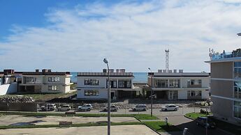 Apartment on Bulvar Nadezhd Apt. 306