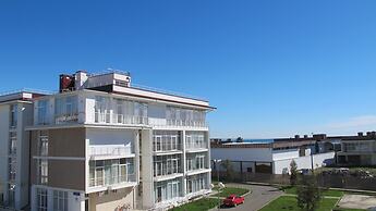 Apartment on Bulvar Nadezhd Apt. 306