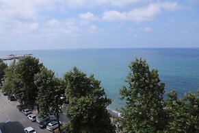Bayraktar Hotel