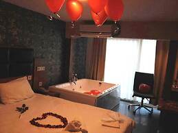 Bayraktar Hotel
