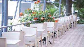 Bonjo Club Resort