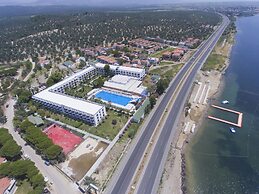 Bonjo Club Resort