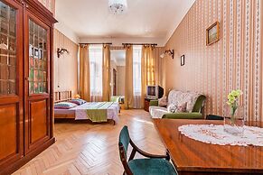 Feelathome on Lower Nevsky