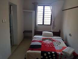 Miritini Golden Guest House