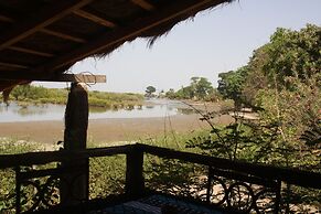 Sarahma Lodge Simal